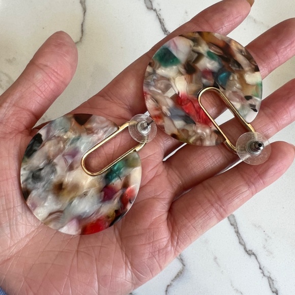 Multi color earrings - Picture 3 of 3